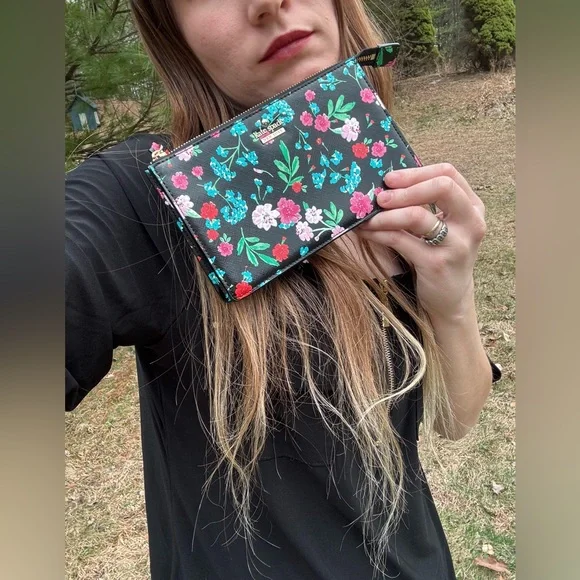 Kate Spade Black Floral Patent Wristlet - Picture 4 of 15